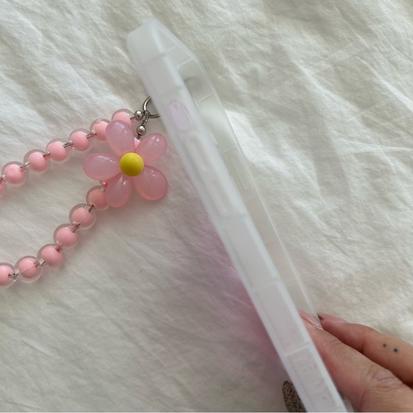 Brand new IPhone 14 Phone Case and Strap - Picture 4 of 9